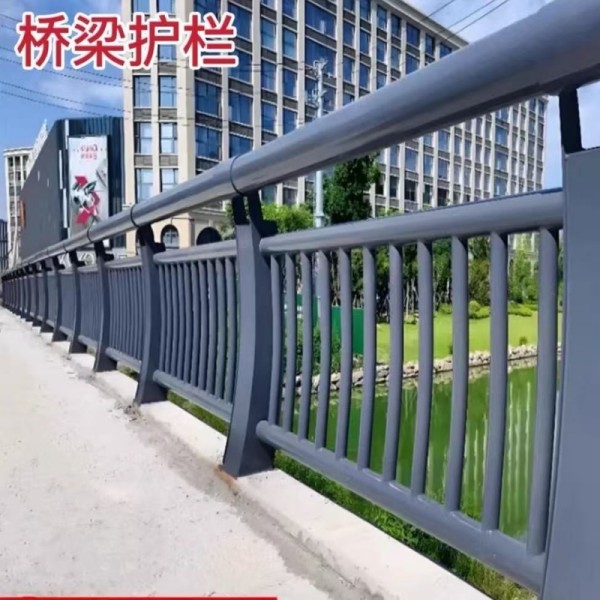 Ограждение для мостов и берегов рек