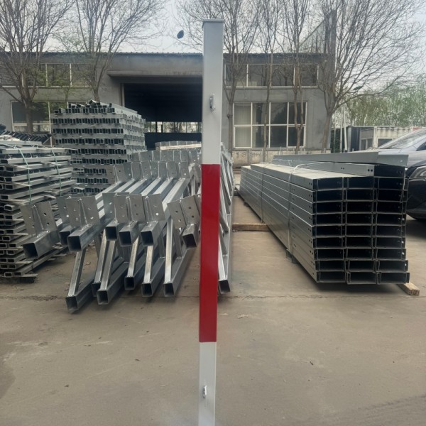 Ограждения для строительных котлованов специальная стойка