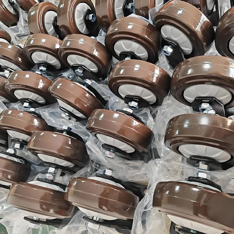 Какой материал лучше всего подходит для тяжелых роликов?