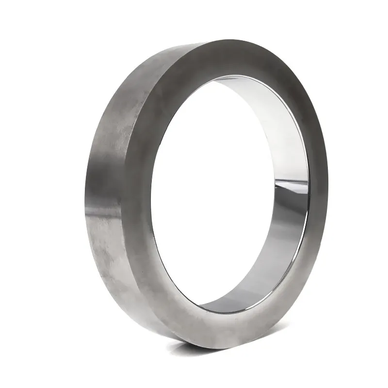 Штампы для штамповки и вырубки из карбида