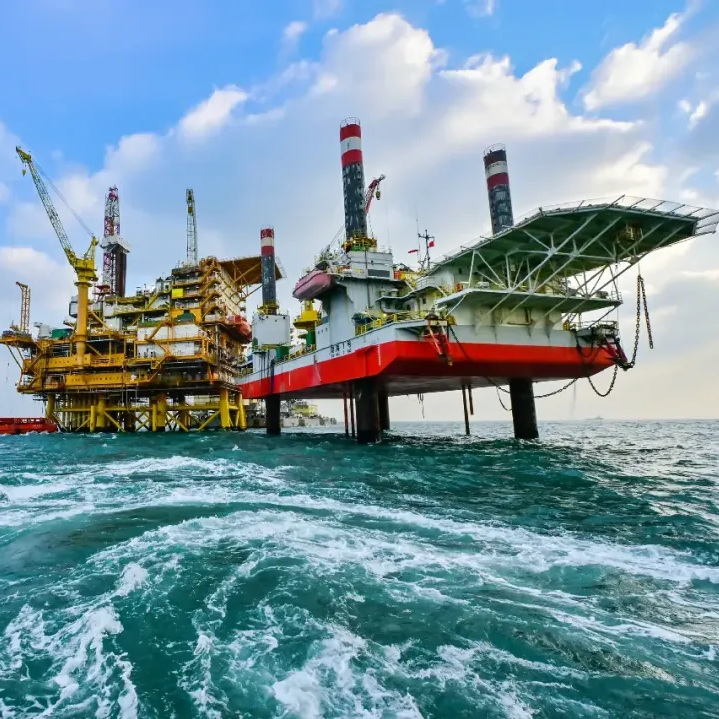 Применение сухих трансформаторов в нефтегазовой отрасли: от Сибири до морских платформ