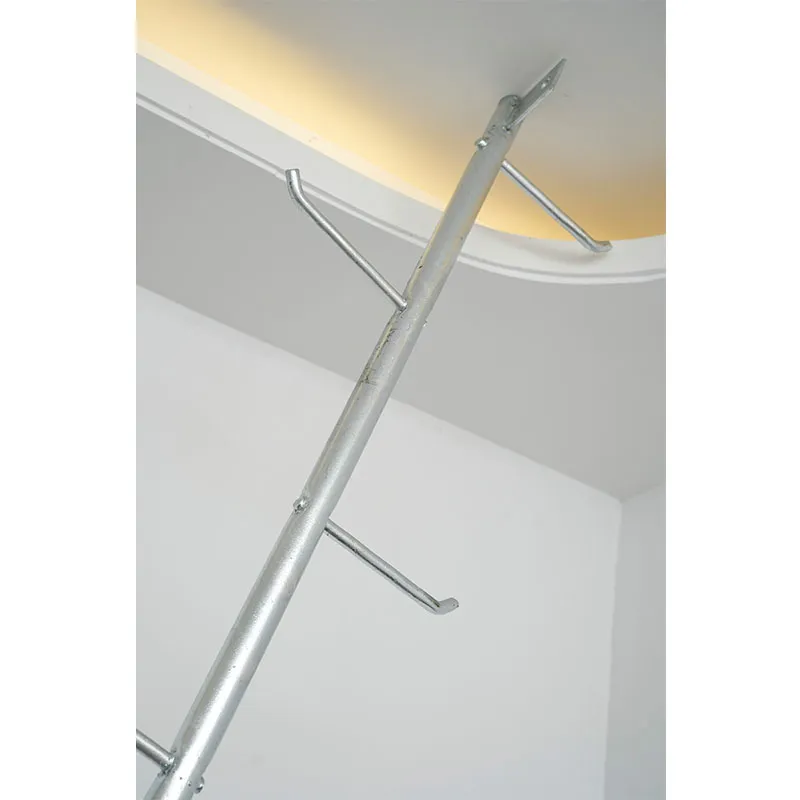 Кронштейн-лестница для опор ЛЭП