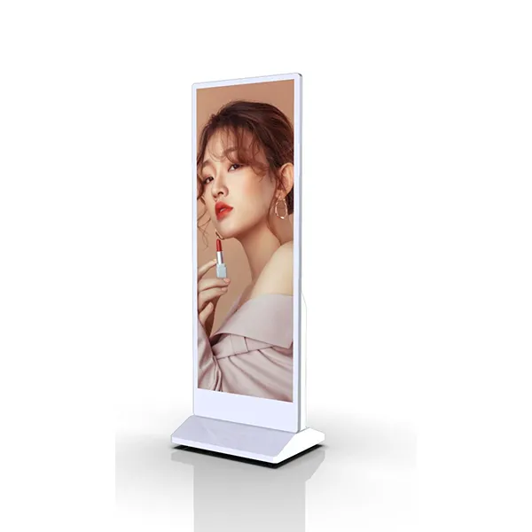 64-дюймовый рекламный экран