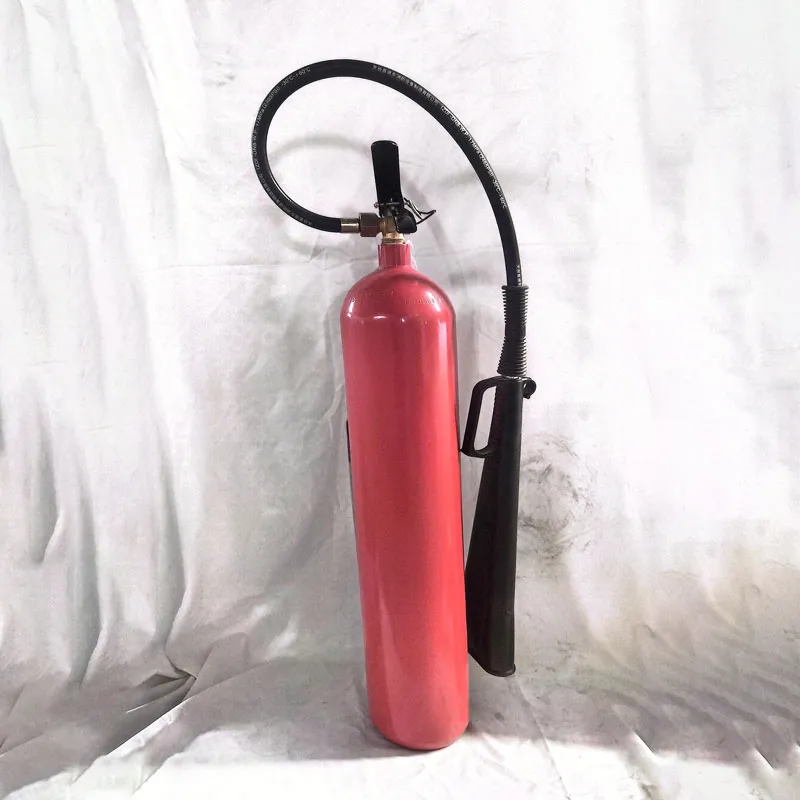 Углекислотный огнетушитель MT/BE5