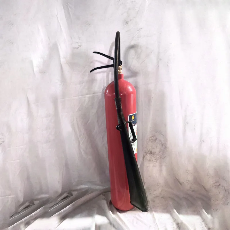 Углекислотный огнетушитель MT/BE7