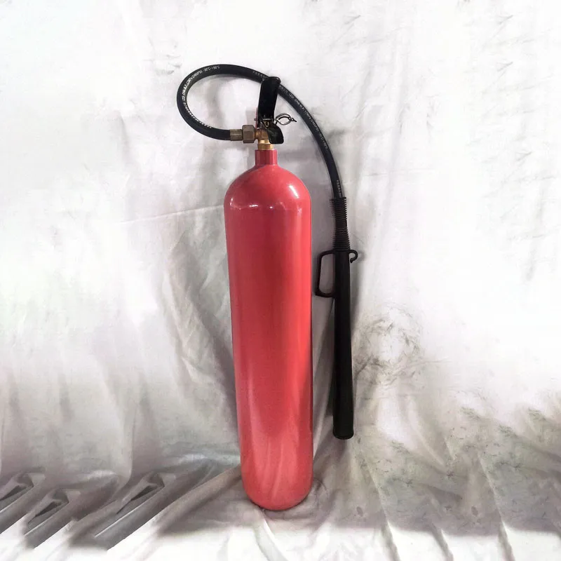 Углекислотный огнетушитель MT/BE7