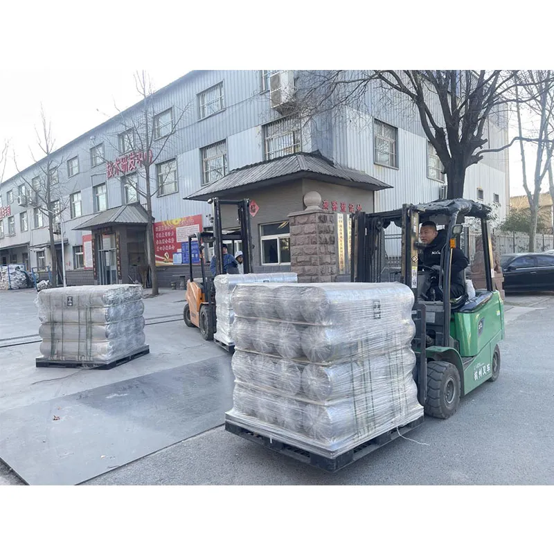 Производство работает на полную мощность в пико...