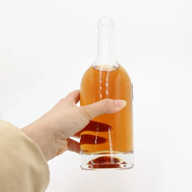 Бутылки из прозрачного стекла Y-379