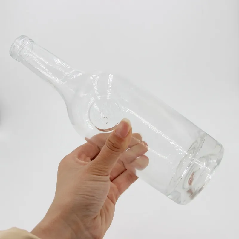 Бутылки из прозрачного стекла Y-379