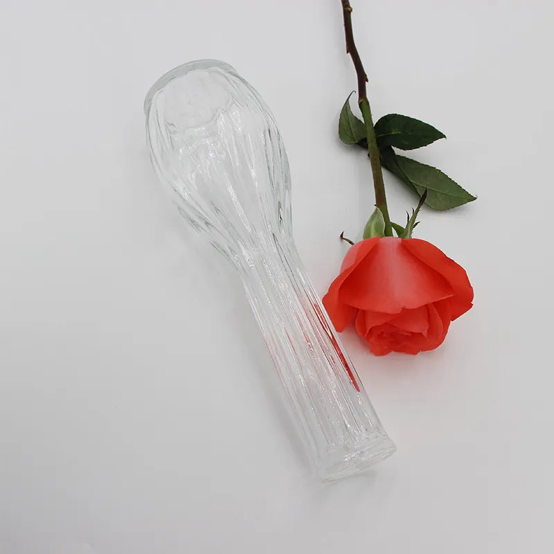 Лёгкая стеклянная ваза 2900 для стола под один цветок