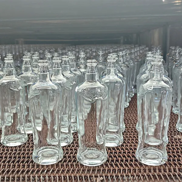 Китайский экспорт стеклянной продукции в русско...