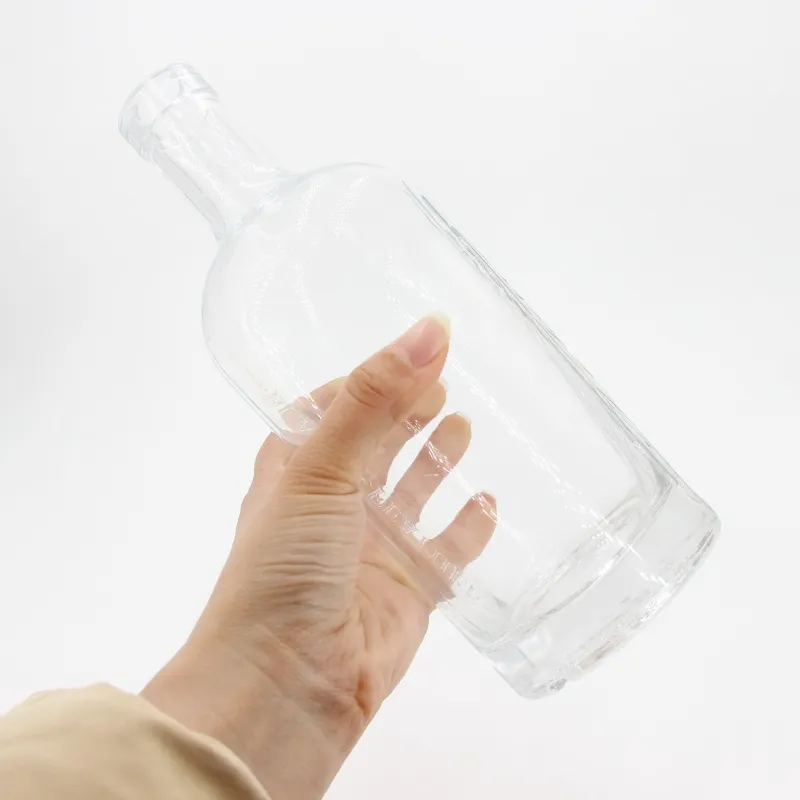 Стеклянная бутылка для рома 5164, 750 мл, с пробковой закупоркой