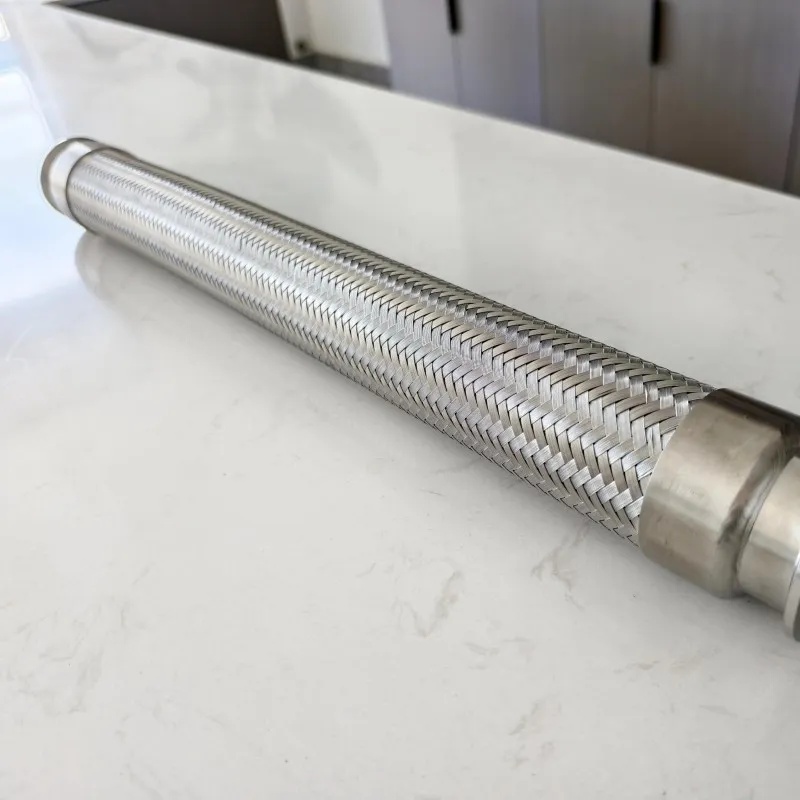 Металлические гибкие шланги с патронным соединением