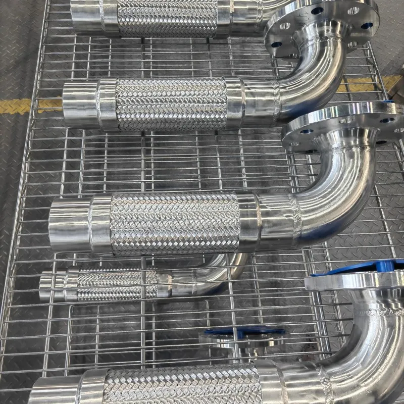 Металлические гибкие шланги с патрубковым соединением