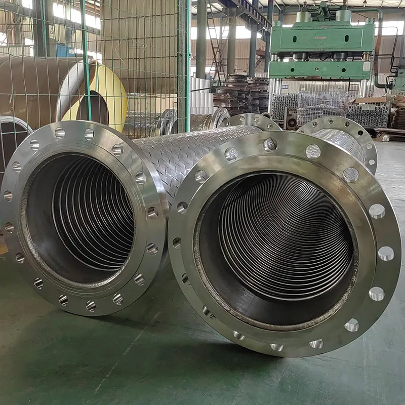 Металлические гибкие шланги со стальной оплеткой