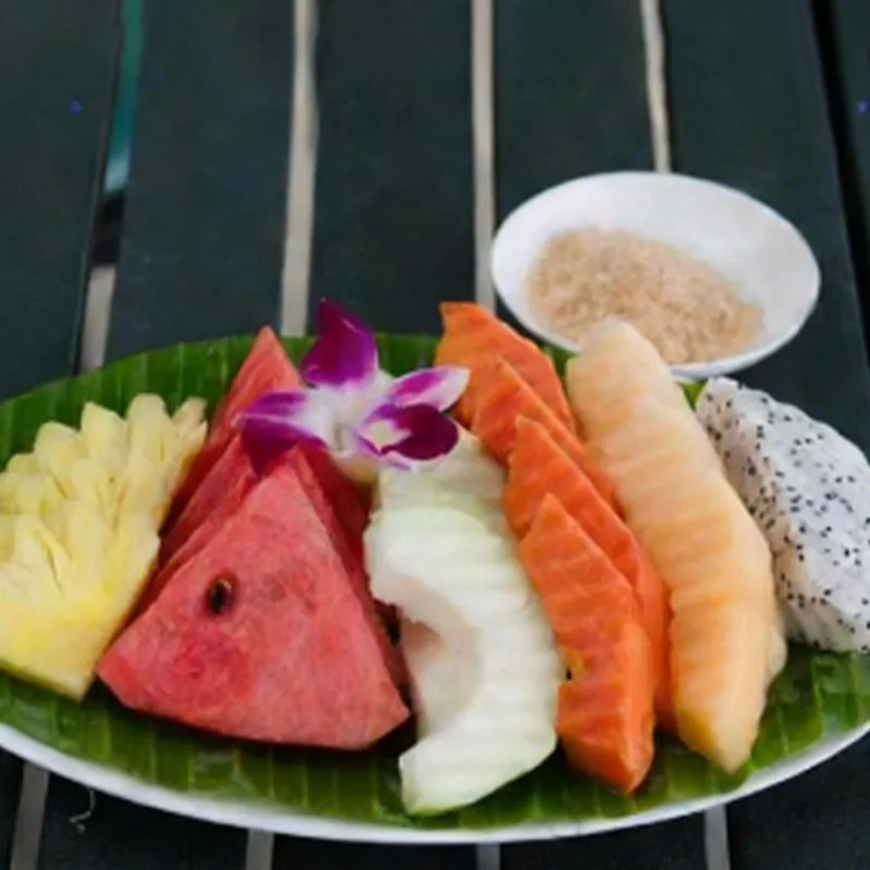 Сезонное ассорти из свежих фруктов