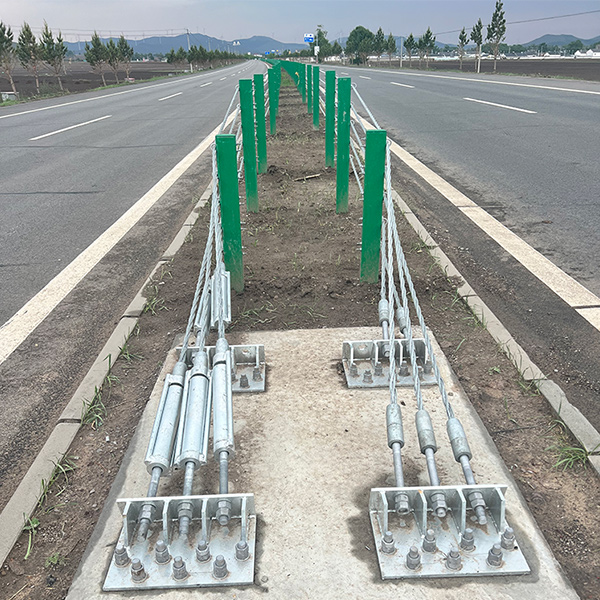Высокое качество обеспечивает экспортные преимущества; компания Taihua Road & Bridge Protection Products активно развивает российский рынок инфраструктурных объектов.