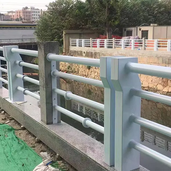 Перильное ограждение моста