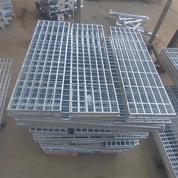 Стальной решетчатый настил