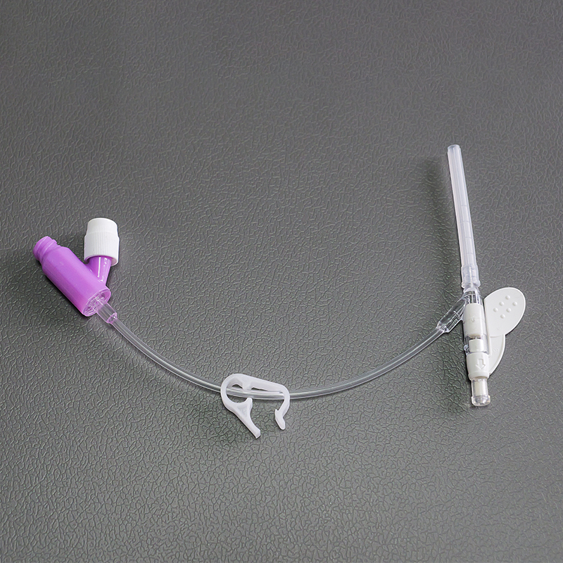 Одноразовый внутривенный катетер с наружной трубкой для инфузии, безыгольный с положительным давлением