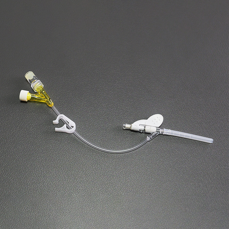 Одноразовый внутривенный катетер с наружной трубкой для инфузии, стандартного типа