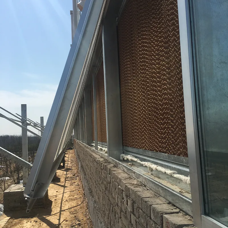 Система откидных боковых окон для теплиц