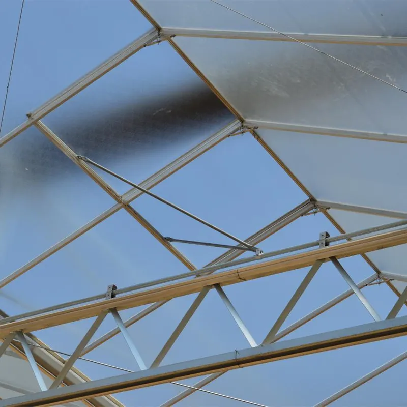 Система шахматного верхнего открывания окон для теплиц