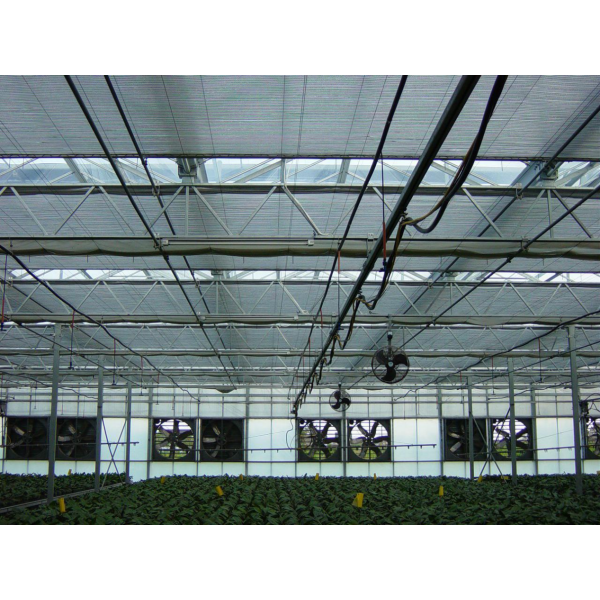 Затенение теплиц: ключевой выбор между внутренним и внешним