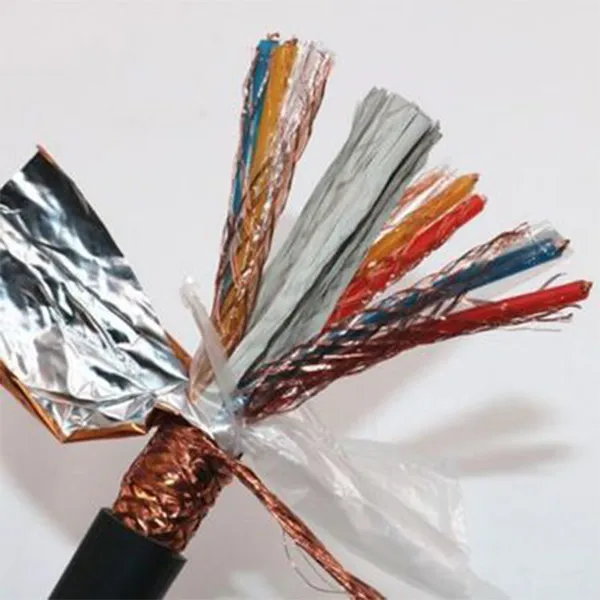 Экранированный кабель