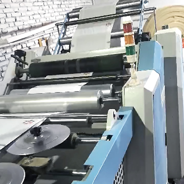 Zhengding Xuli packaging: Усовершенствование технологии раскроя и пошива бумажно-пластиковых композитных пакетов для создания надежной линии защиты промышленной упаковки