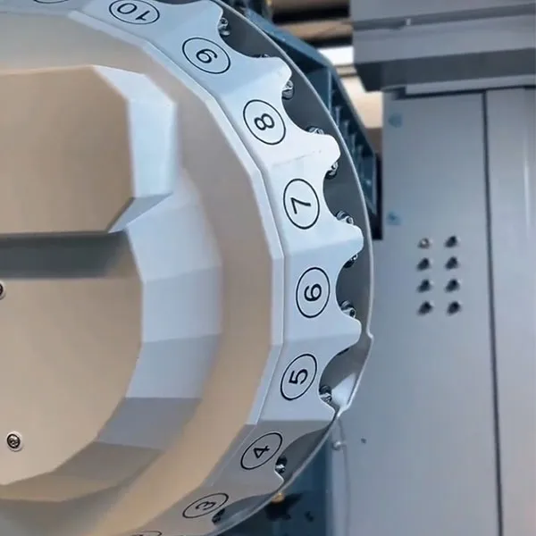 Вертикальный обрабатывающий центр