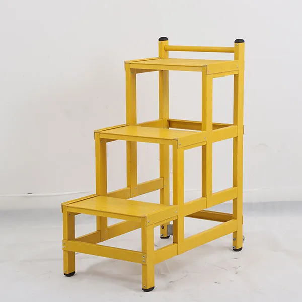 Трехуровневая изоляционная подъемная площадка-подставка