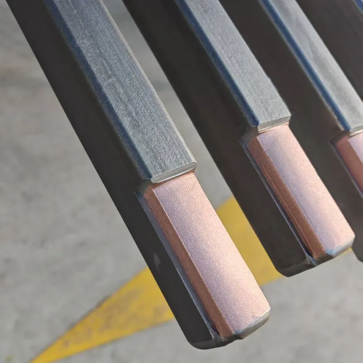 Трехслойный проводящий стержень из стали, меди и стали для катодных пластин из нержавеющей стали