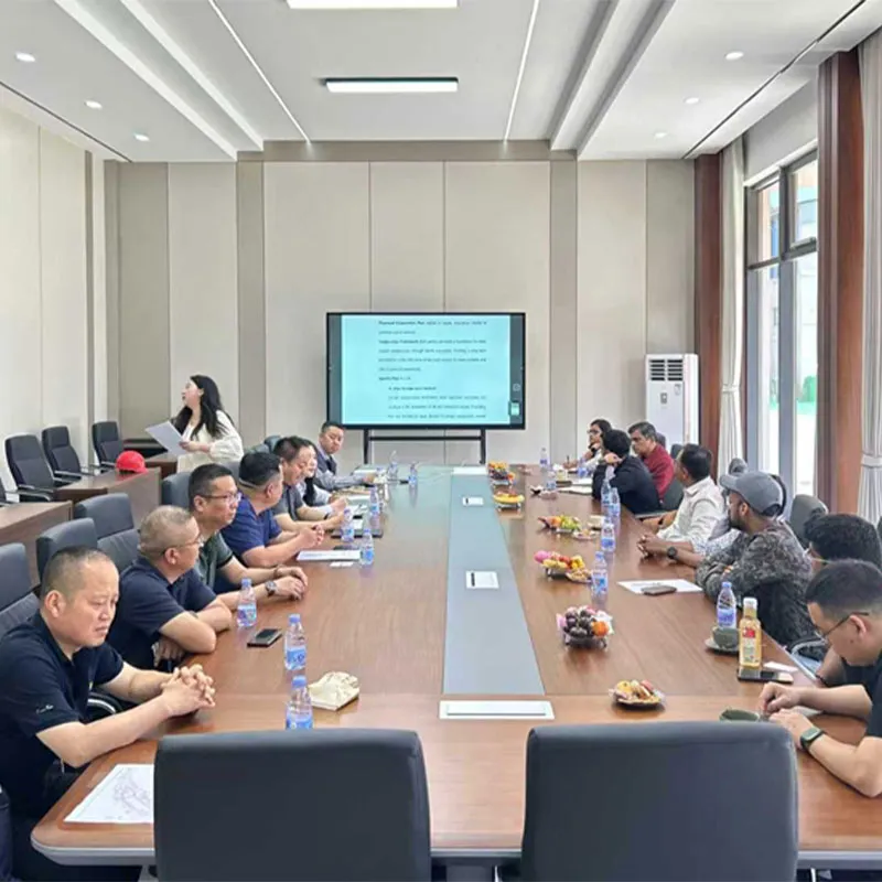 Визит представителей группы Vinmart 26 июня 2025 года представители группы Vinmart посетили штаб-квартиру AATi для специальных переговоров о сотрудничестве в ДР Конго.