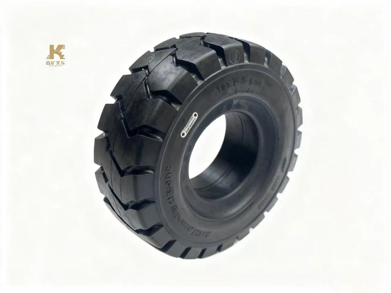 Модель сплошных шин для вилочных погрузчиков: 18*7-8
