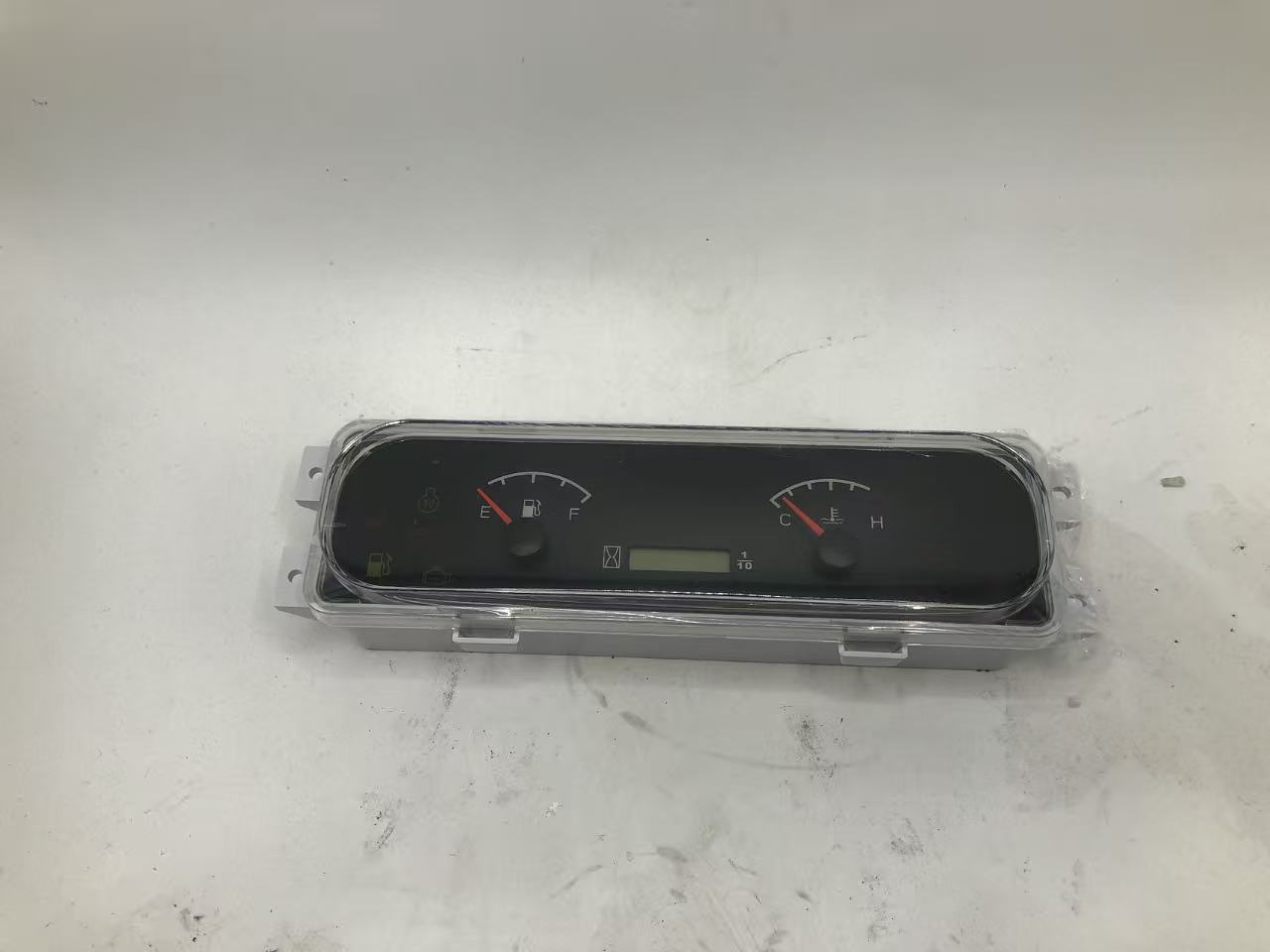 Комплект комбинированных приборов для вилочных погрузчиков и малой строительной техники