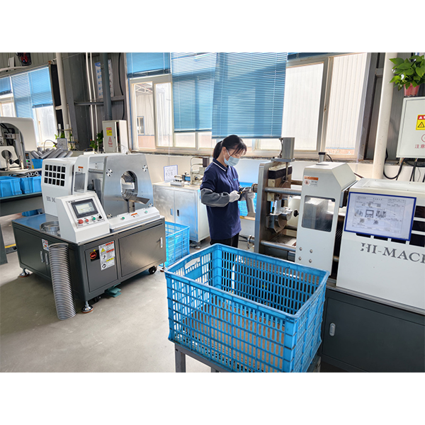 Производитель распределительных щитов для центров обработки данных | Anhui Guoqing Интеллектуальная защита окружающей среды: ведущий экспортер и эталон в области специализированных распределительных щитов с жидкостным охлаждением