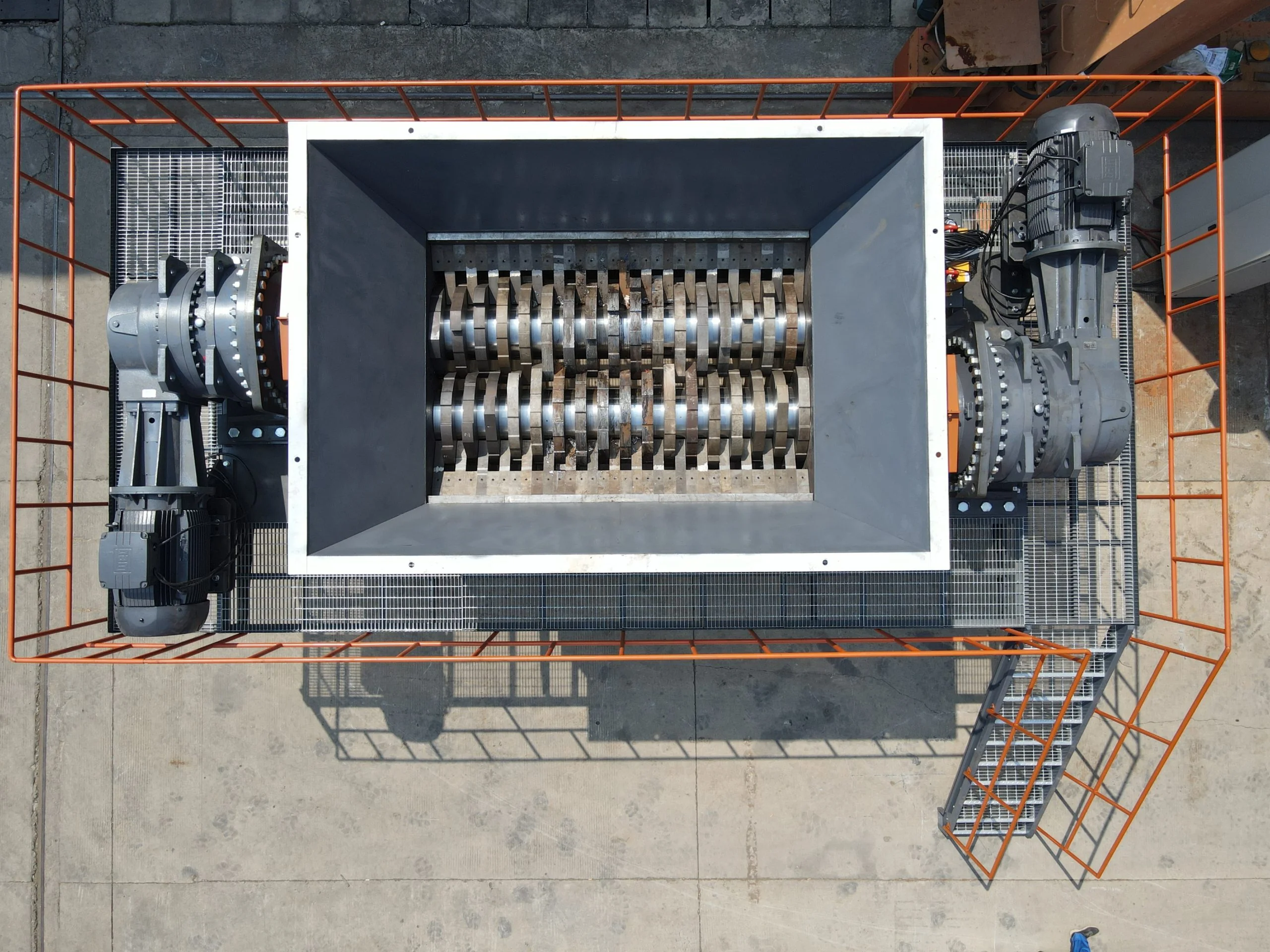 Двухвальная сдвиговая дробилка: цены и выбор в 2026 году