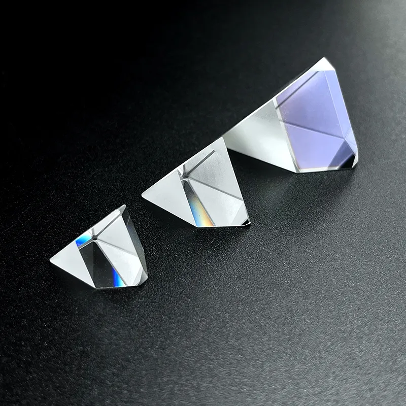 Крышеобразная призма