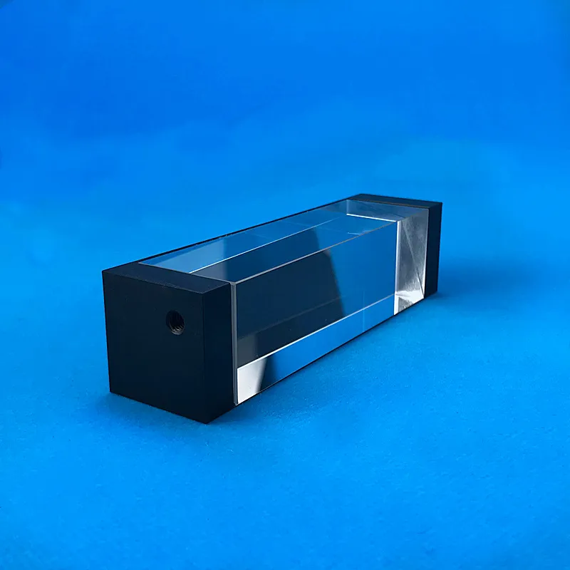 Оптическая призма для контроля