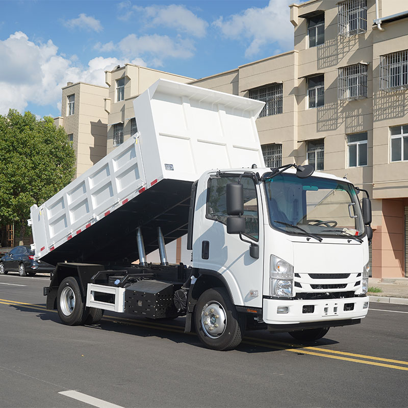 ISUZU 700P самосвал