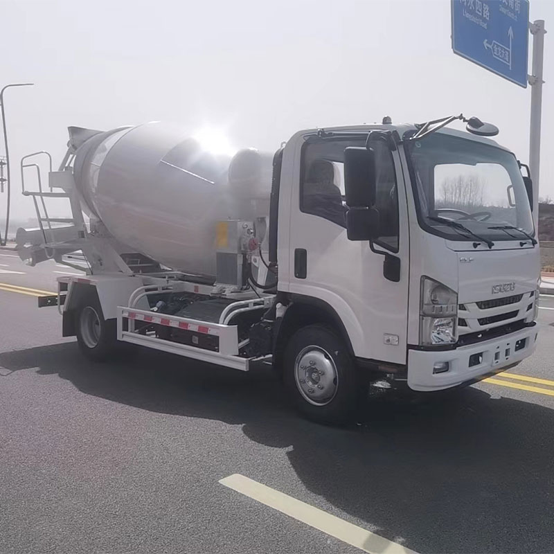 ISUZU автобетоносмеситель объёмом 3 м³