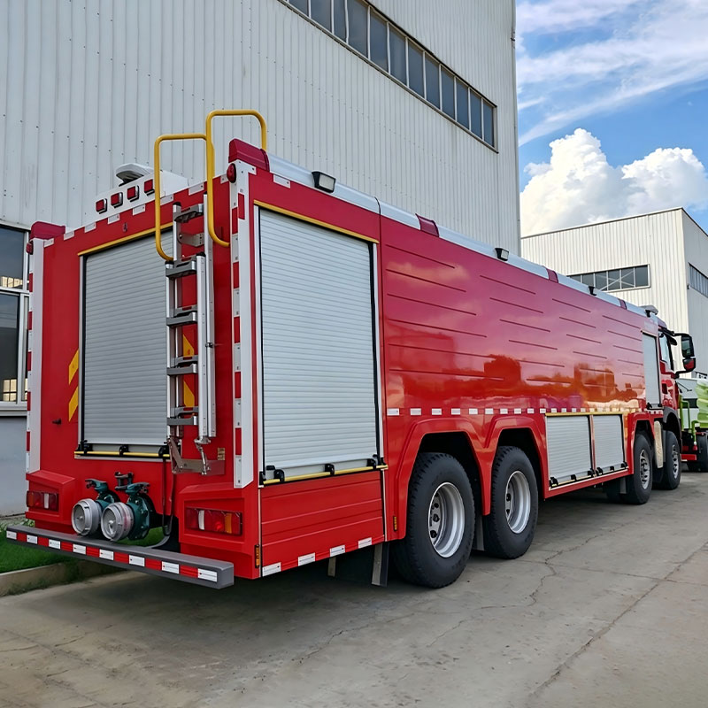 Пожарная машина ISUZU 8×4