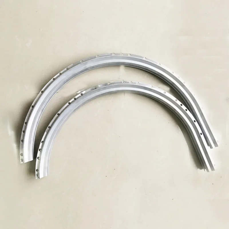 Головка поручня