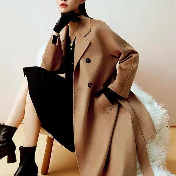 Женское пальто с воротником из кашемира