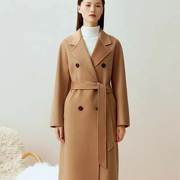 Женское пальто с воротником из кашемира