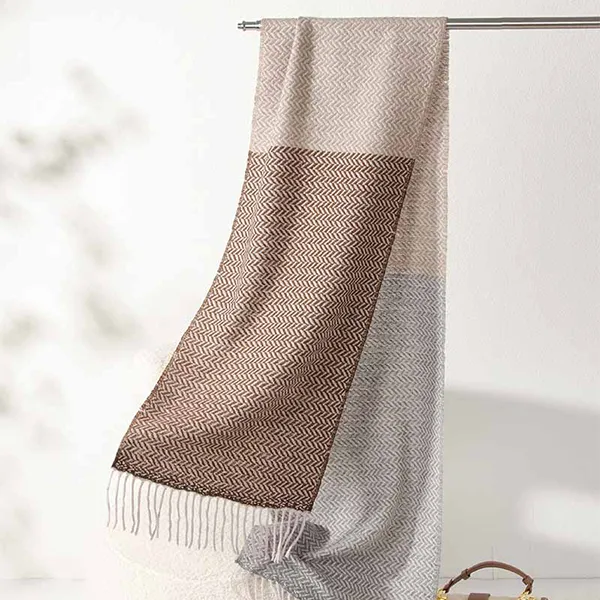 Кашемировый пушистый шарф