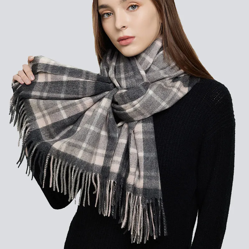 Серия клетчатых кашемировых шалей