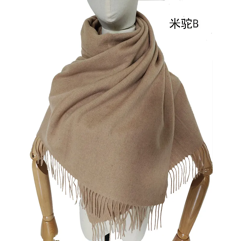 Однотонная шерстяная шаль