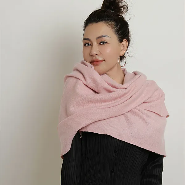 Шерстяная водорастворимая шаль